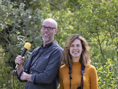 Roos Reinartz en Marcel Wortel maken de podcast Vogelverhalen