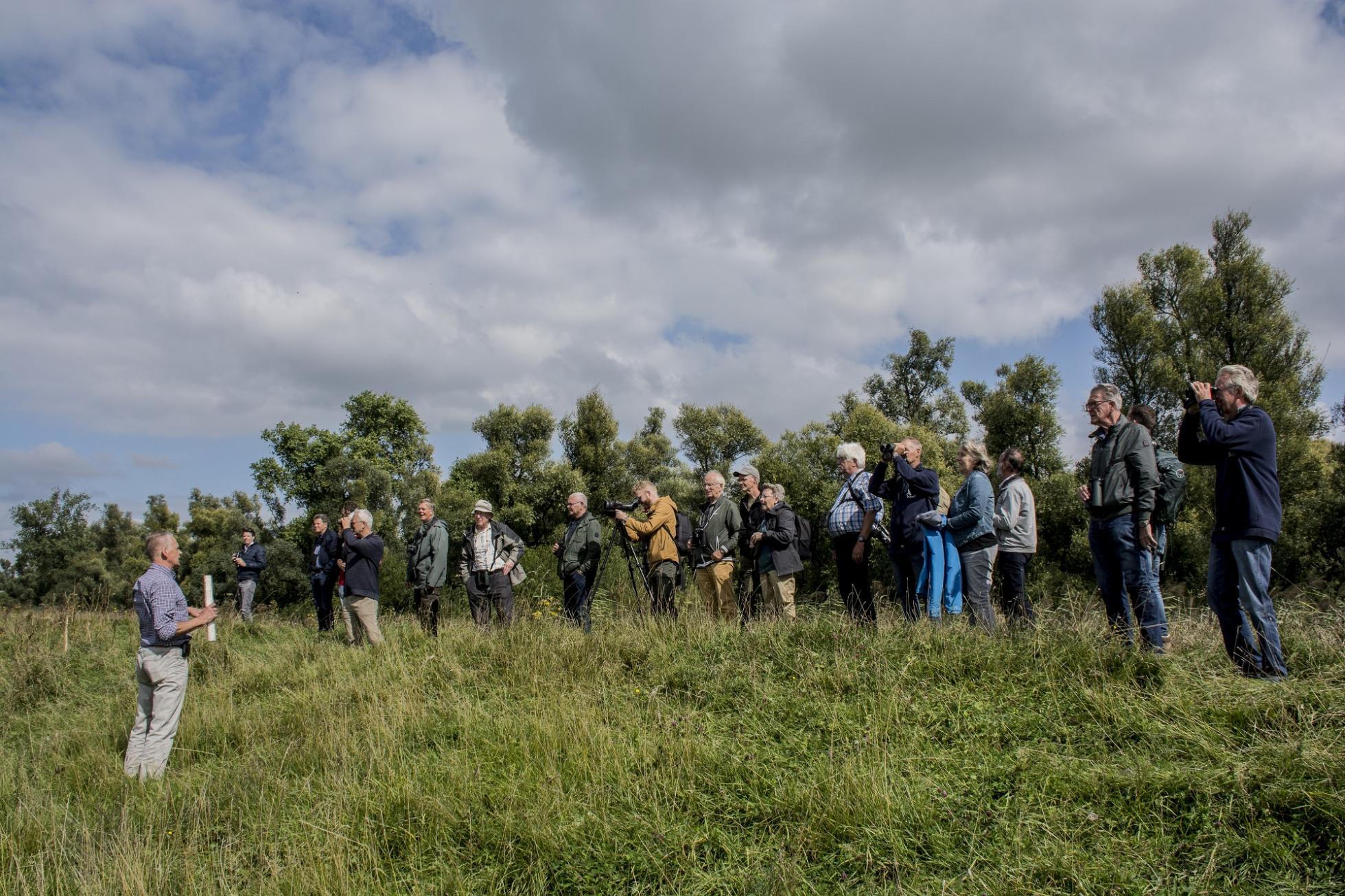 De ledenraad van Sovon op excursie in de Biesbosch