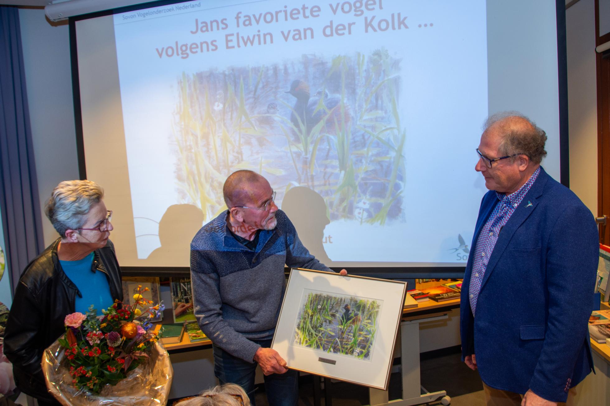 Jan den Exter krijgt schilderij